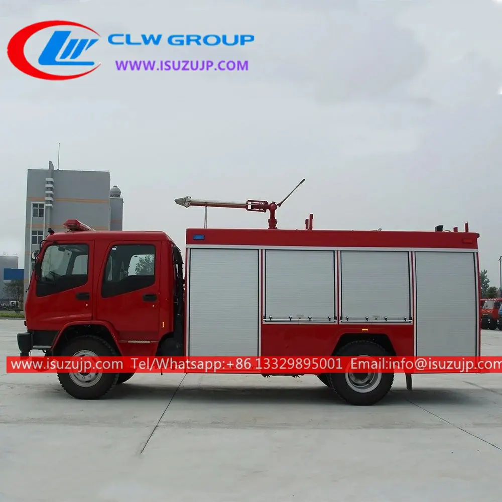 ISUZU 8000kg water Foam army fire truck