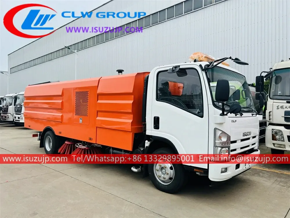 ISUZU ELF 12m3 washing and sweeping truck