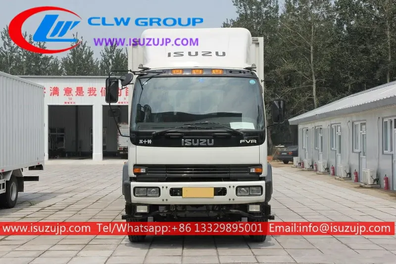 ISUZU FVR 28 ft box truck for sale