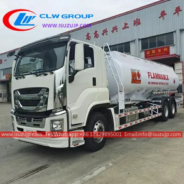 10 wheeler Isuzu Giga flammable tanker truck