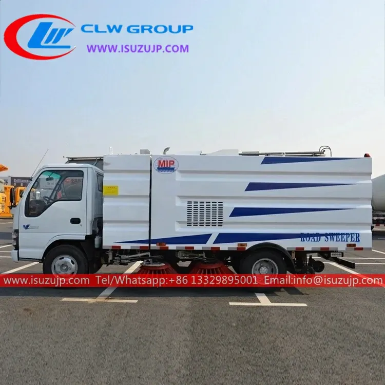 ISUZU NKR 6 ton sweeper truck for sale