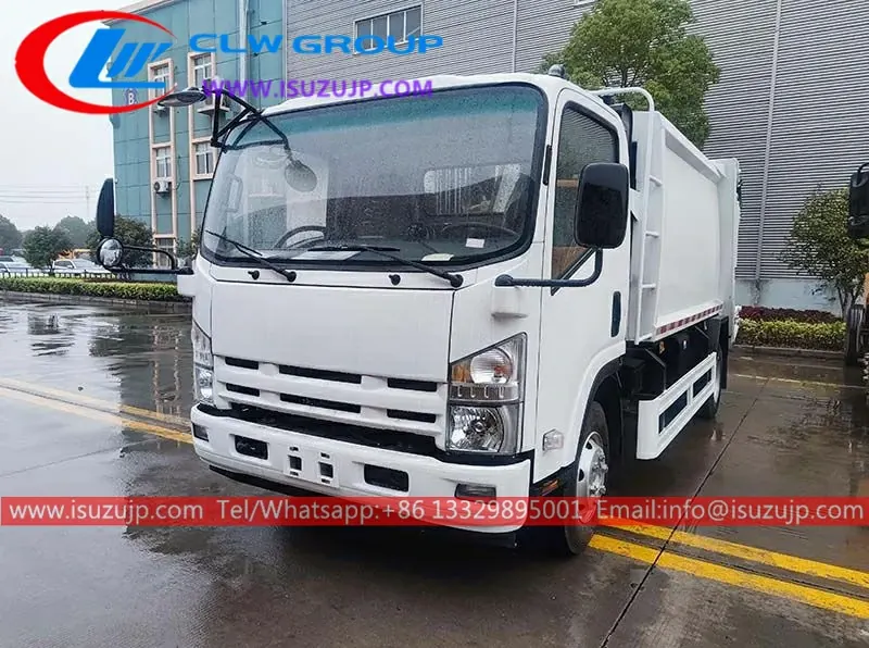 Isuzu NP Foward 190HP 8 cubic meters refuse compactor truck for sale
