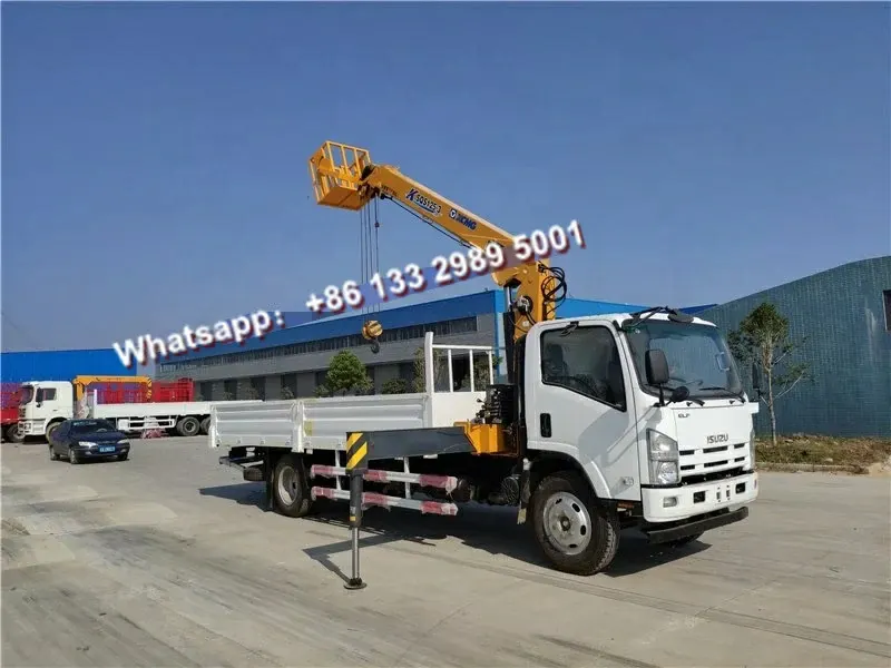 ISUZU NPR 6 ton xcmg truck mounted crane sale