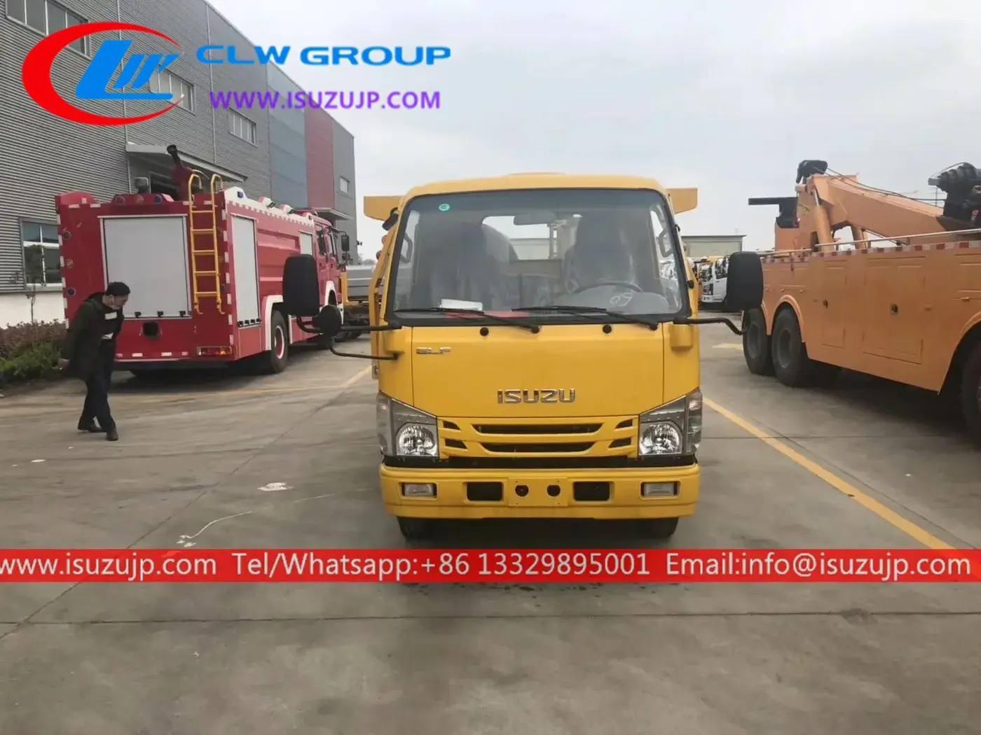 ISUZU NHR small flat bed tow truck