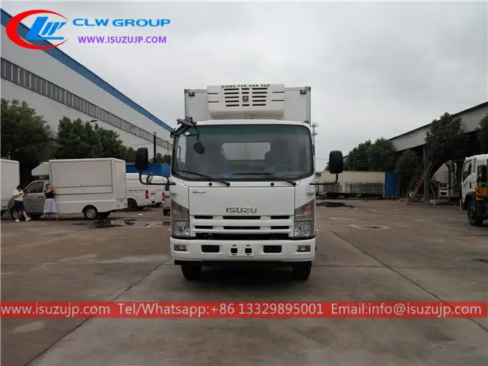 ISUZU ELF 8 ton refrigerated delivery frozen food trucks for sale