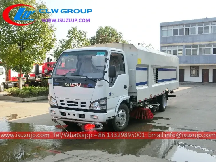 ISUZU NKR 8m3 cleaning and sweeping vehicle