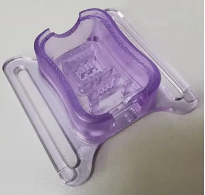 Clear molded tray part with a raised sealing bead