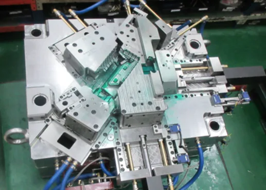 Injection Mold with Cooling Circuit Manifolds