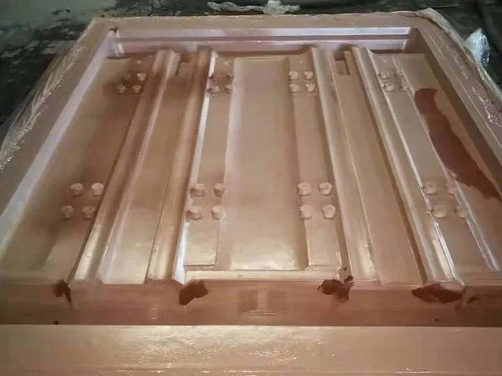 Machined Apron Feeder Pan in Apron Feeder Pans produced by Jianheng Metal