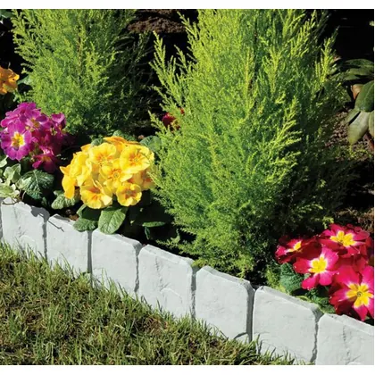 10 Pack Cobbled Stone Effect Lawn Edging Border view 3