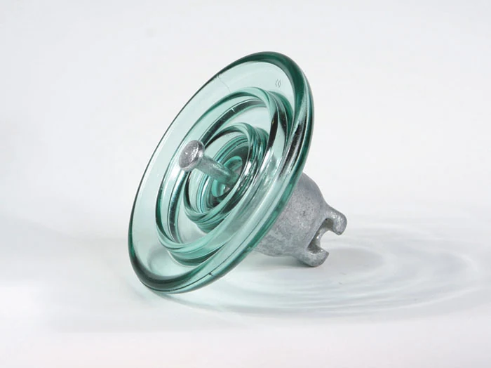 U40B standard profile toughened glass insulator disc 175 mm diameter with 11 ball coupling