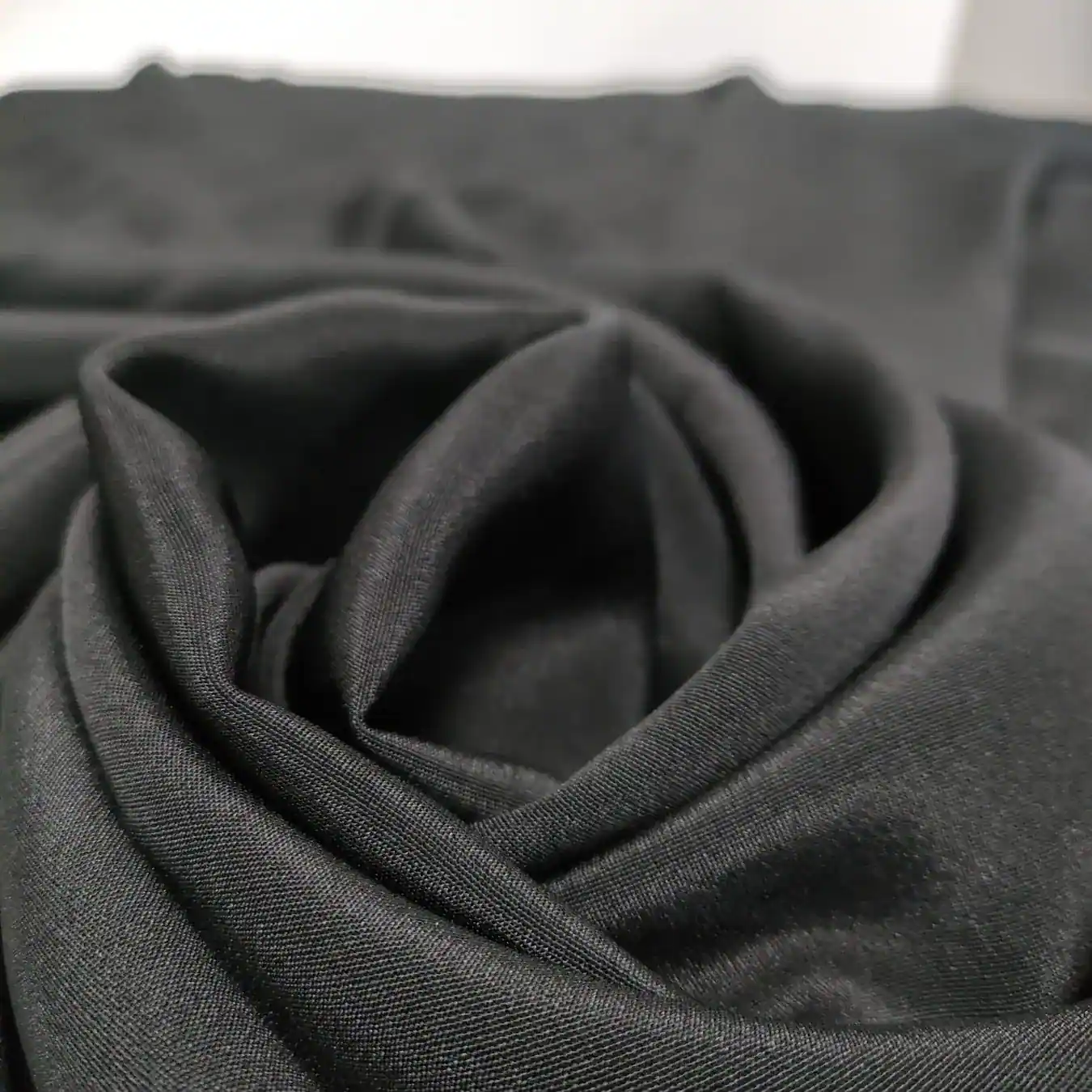 Black 40mm Silk Heavy Crepe Fabric 55Inch