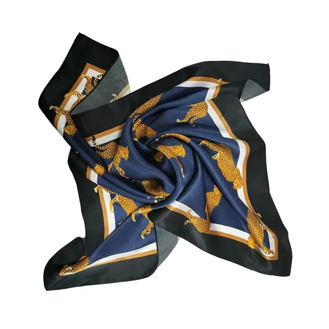 100% Mulberry Silk Charmeuse Scarves Square Smooth Silk Bandana for Lady packaging view