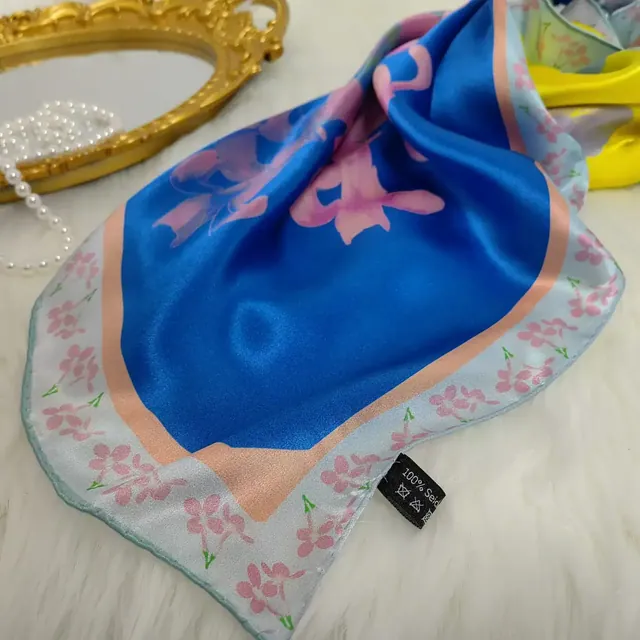 12mm Silk Satin with Lilac Design in 36inch packaging view