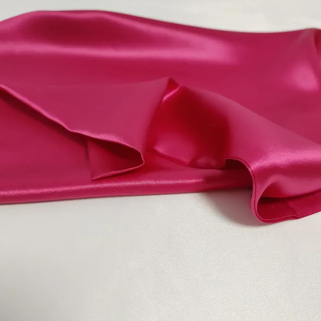 22MM Silk Pillowcase Zipper Style detail view