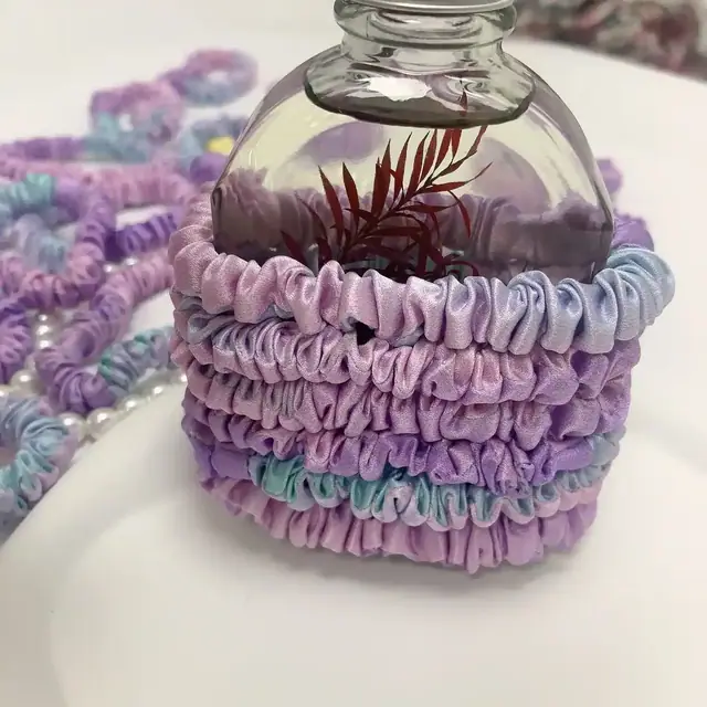 Gradient Silk Hair Scrunchies Width 1cm styling view