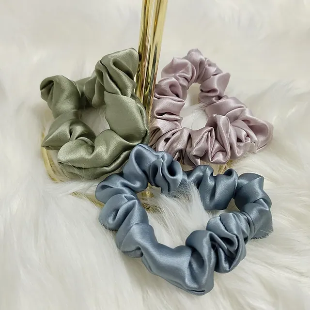 Colorful 22MM 100% Silk Scrunchie close up