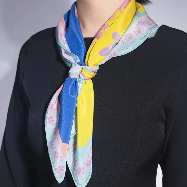 Custom Silk Scarf 12mm Silk Crepe De Chine Size 75cm close up