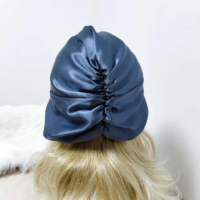 Double Layers Elastic Silk Bonnet close up