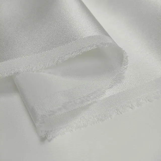 Heavy 25mm White Silk Satin Fabric for Painting and Dyeing close up