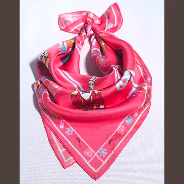 Print-silk-scarf-12mm-mulberry-silk-size-65cm packaging view