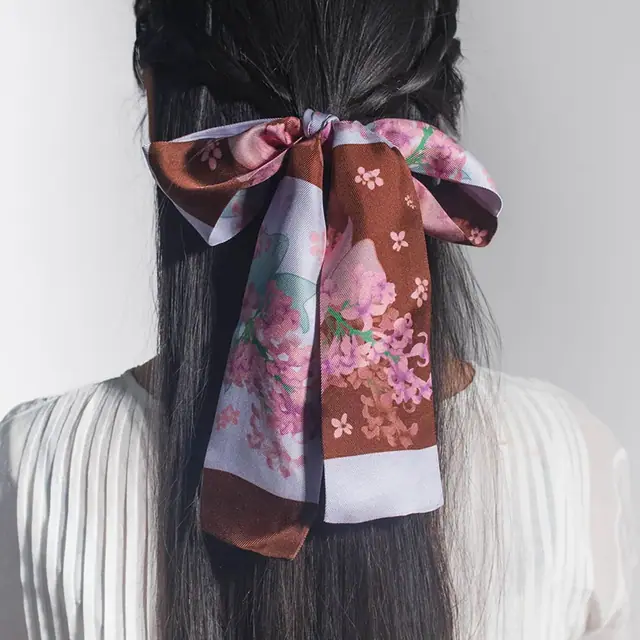 Silk Skinny Printed Silk Twill Bag Scarf packaging view