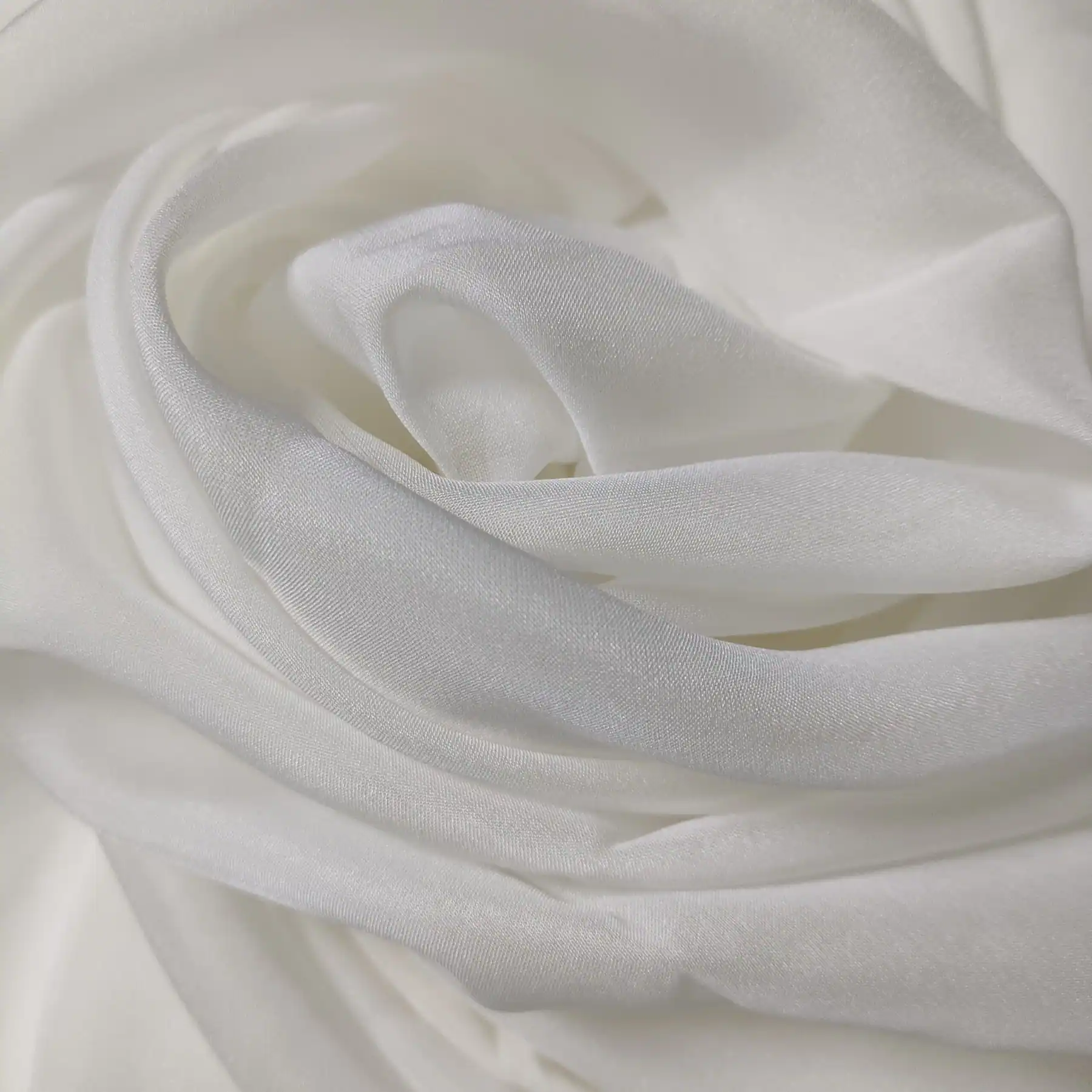 White 12mm Silk Chiffon 45inch