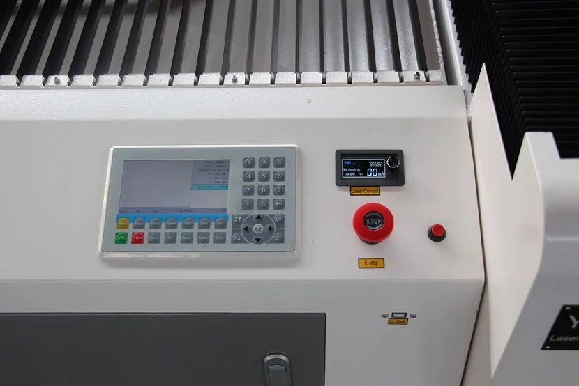 DSP control panel and exhaust system on the machine frame