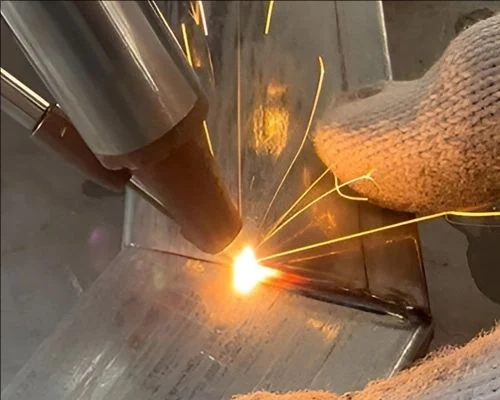 Laser welding applied to a metal part surface