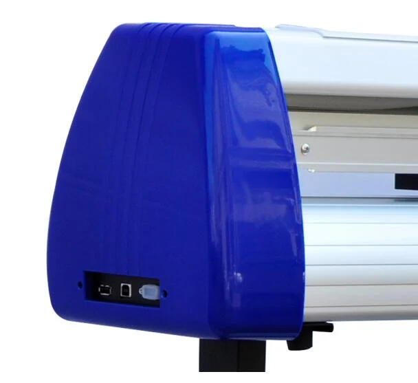Contour cutting vinyl cutter cutting a graphic