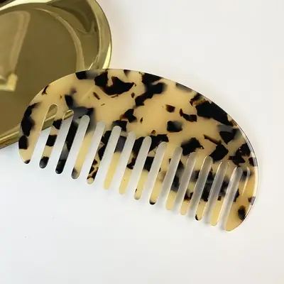 The Wide Tooth Comb Tortoise Shell - view 9