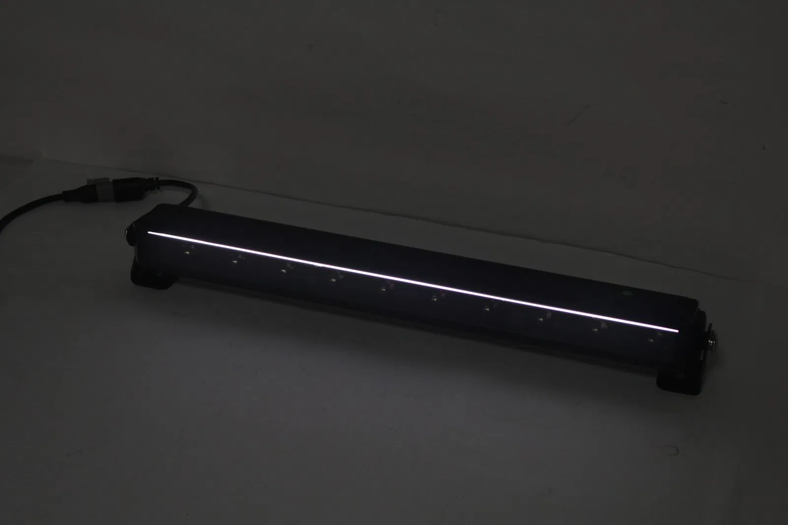 KOWK58 light bar mounted on a vehicle front with line position lighting visible