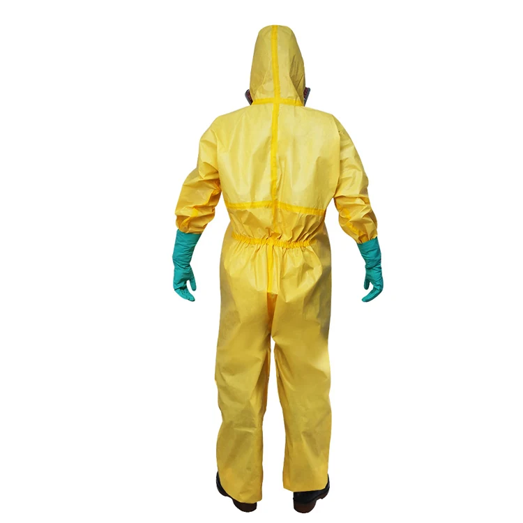 Disposable Coverall - KDEQ1002, in use