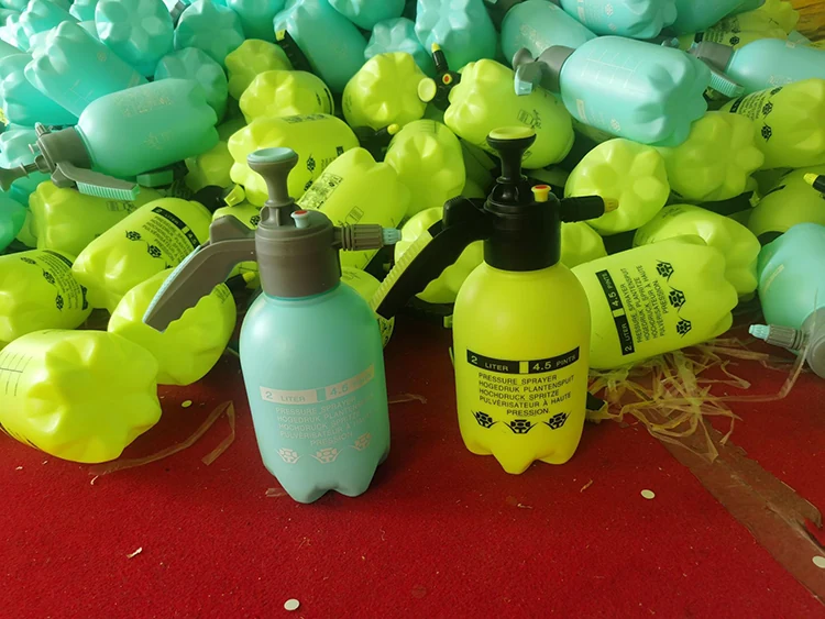 Garden sprayer - KGSP1002, alternate angle