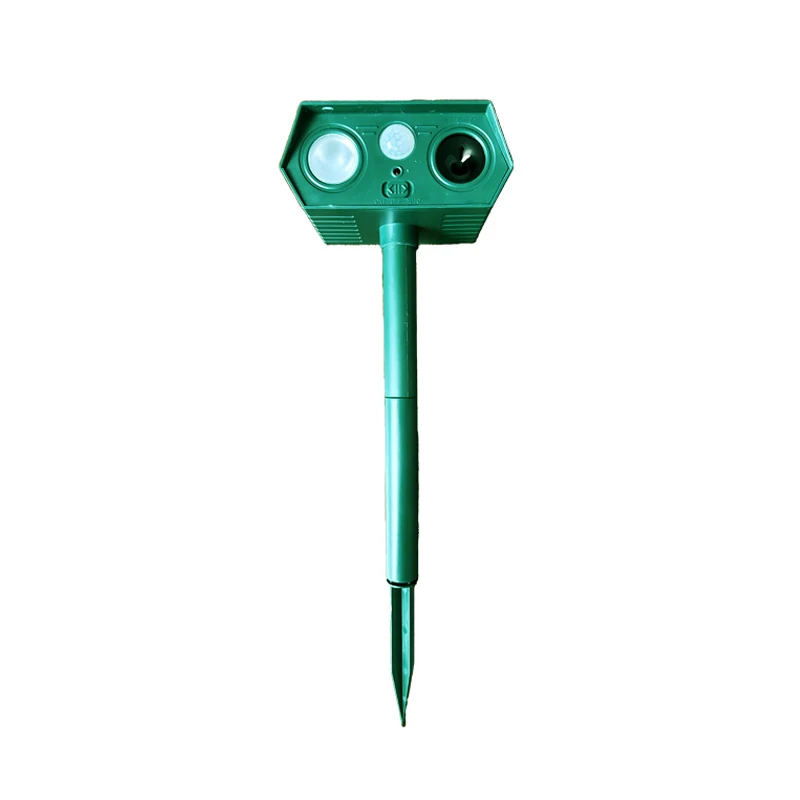 Solar Ultrasonic Mouse Repeller - KDPS033, in use