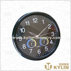 clock with hygrometer