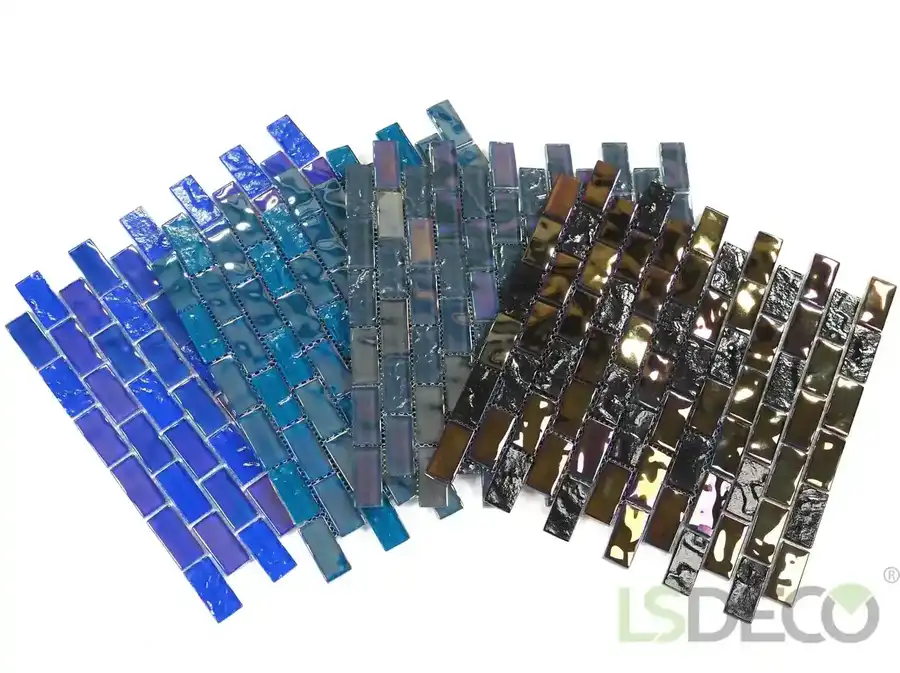 Bali 1″ x 2″ Glass Pool Tile glass tile in 1″ x 2″ — detail view 2