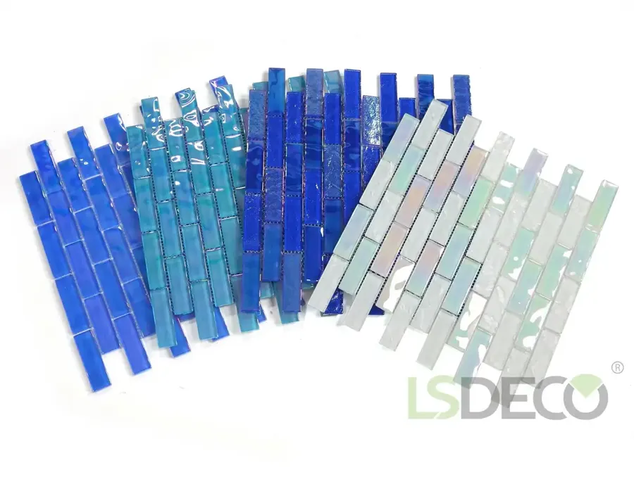 Bali 1″ x 3″ Glass Pool Tile glass tile in 1″ x 3″