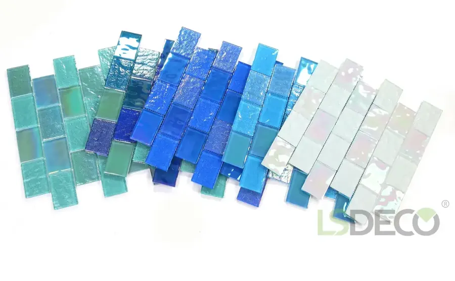 Bali 2″ x 3″ Glass Pool Tile glass tile in 2″ x 3″