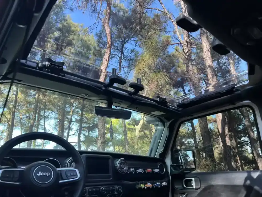 J9060 Roof Cover view 5