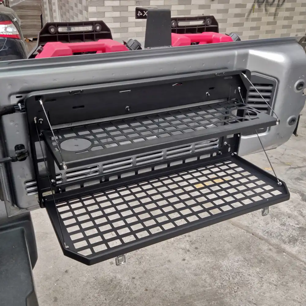 JL1318-0 Tailgate Twin Bed Partition Workbench view 2