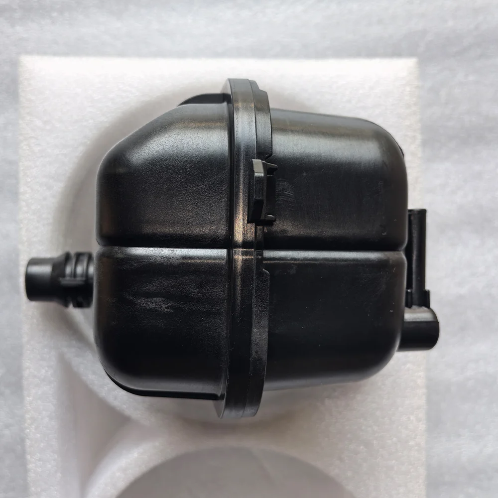 JL1328 Auxiliary Kettle, JL 2.0L ABS Antifreeze Water Bottle view 2