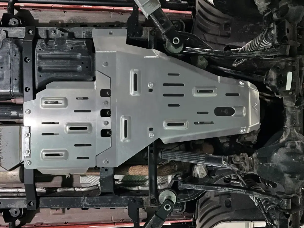 JT 1013 Gladiator Chassis Guard for Jeep Wrangler 2020++Protect the Bottom of the Car Imitation Scra view 4