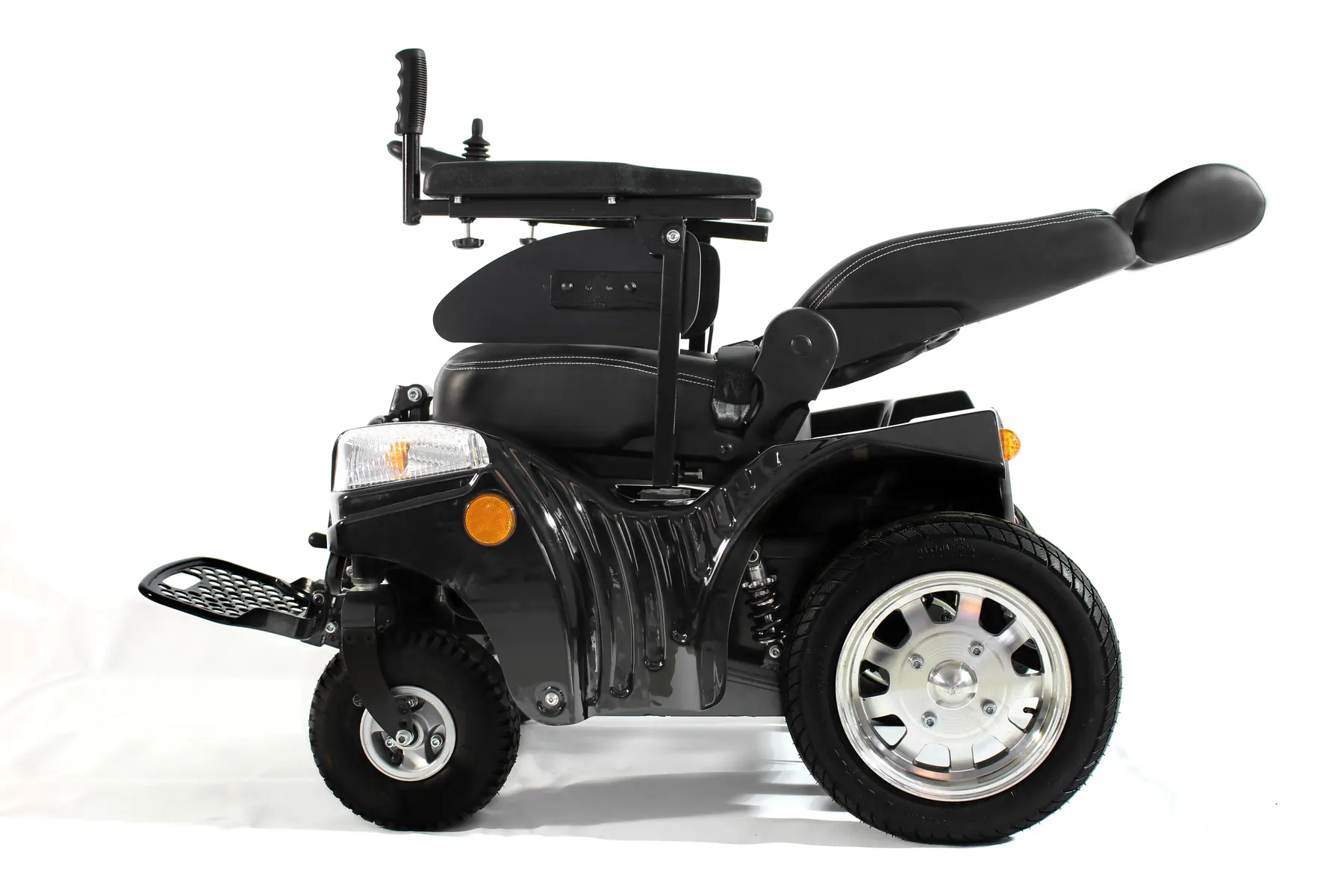 R1033 Wheelchair Super Power view 4