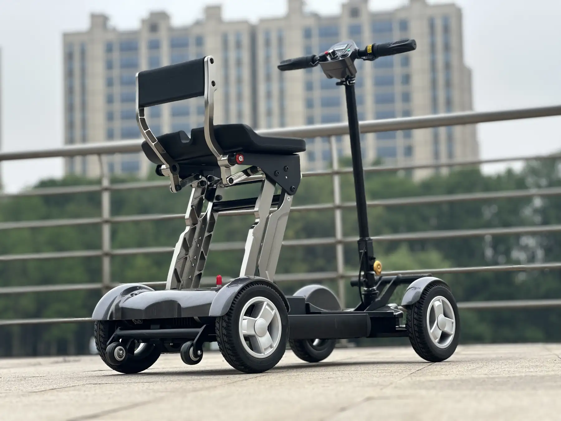 R4050 Foldable Electric Hand Bike view 5