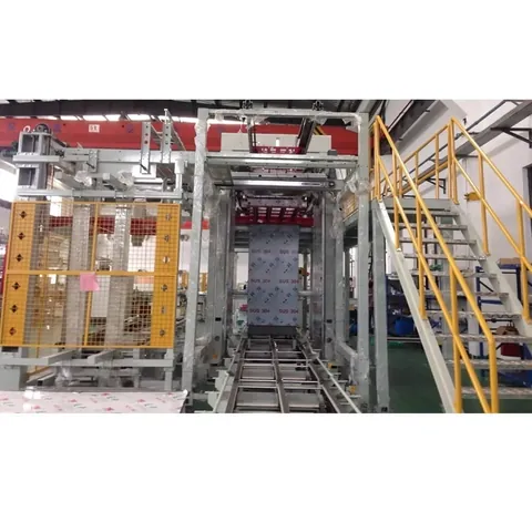 Automatic depalletizer unloading packaged products from a pallet