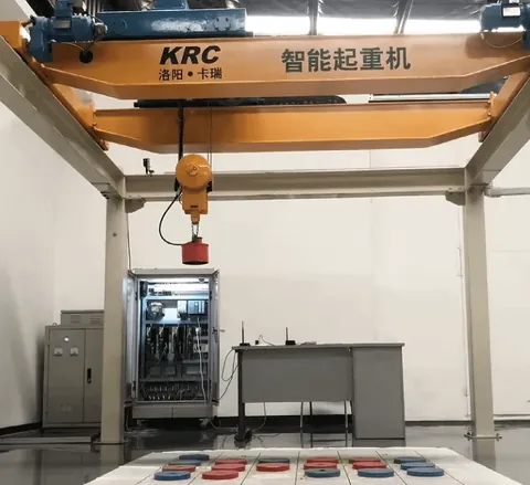 EOT crane manufactured in China installed on a runway