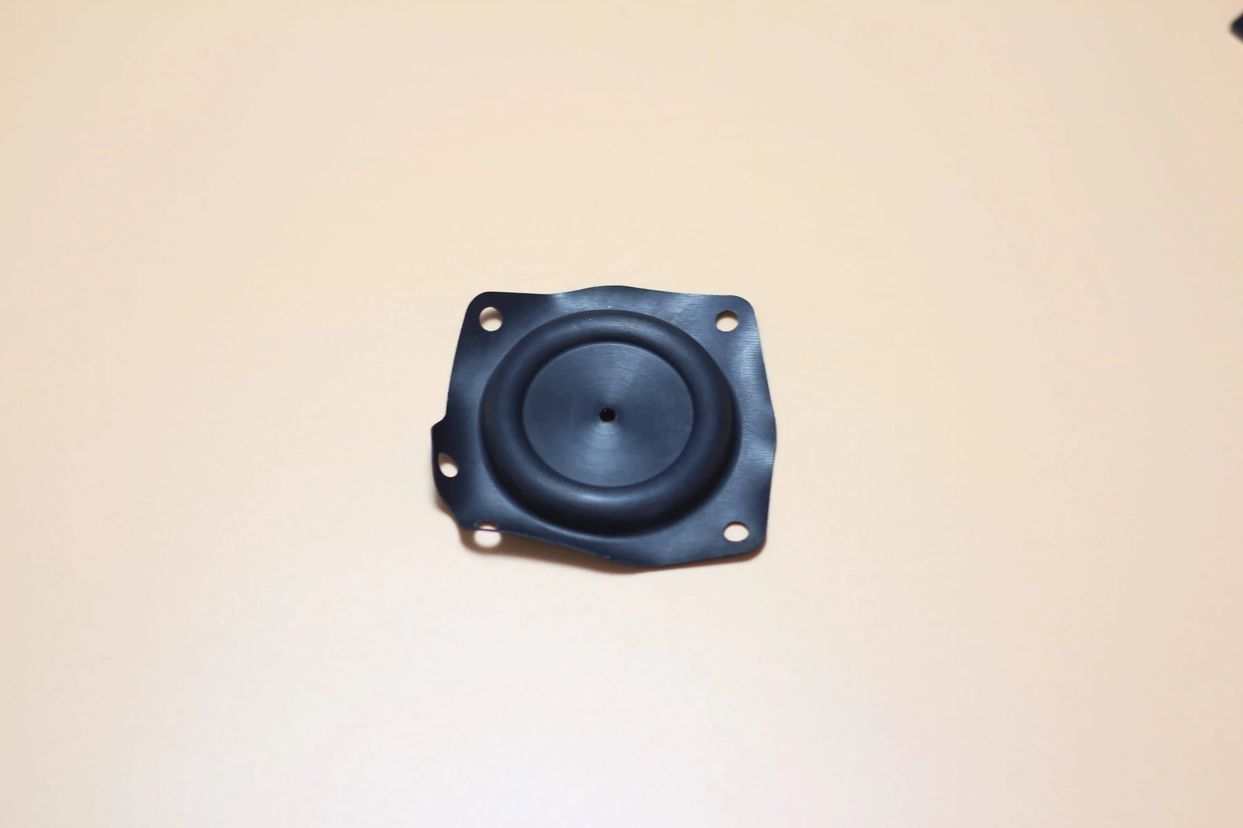 Moulded plastic parts grouped for inspection
