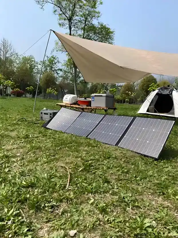 High Wattage Folding Solar Panel - Sewn Folding Bag