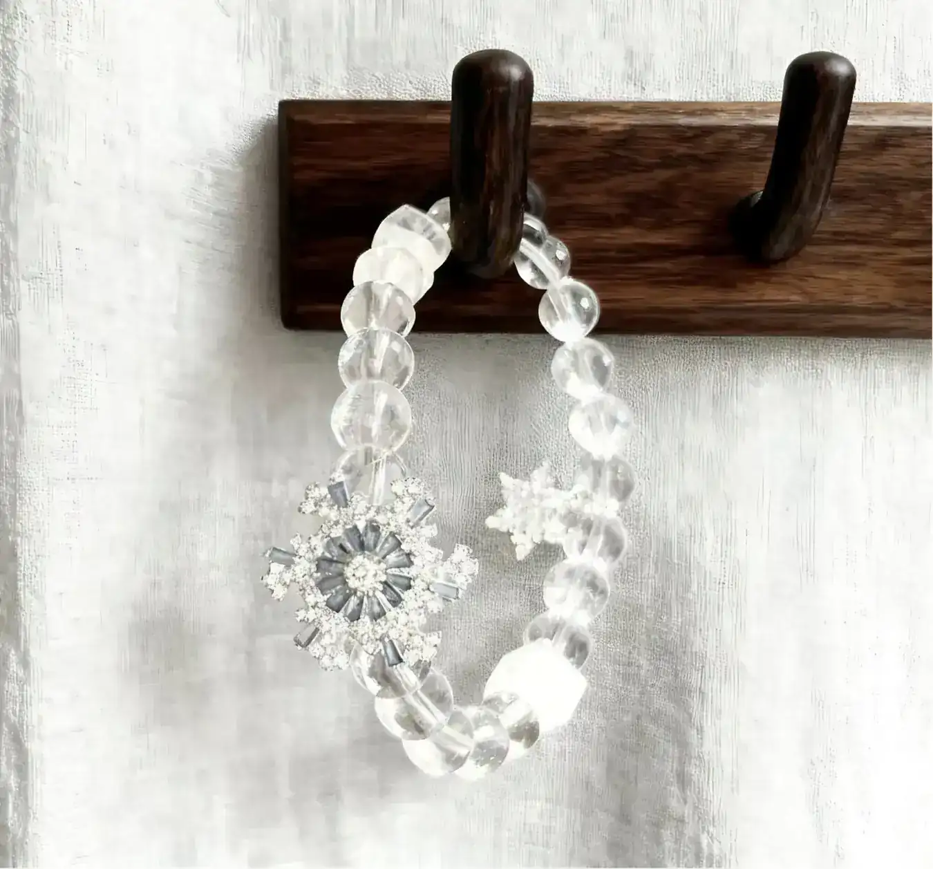 Snow Crystal Condensation clear quartz crystal bracelet, the full strand